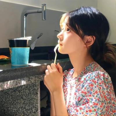 女人与英雄